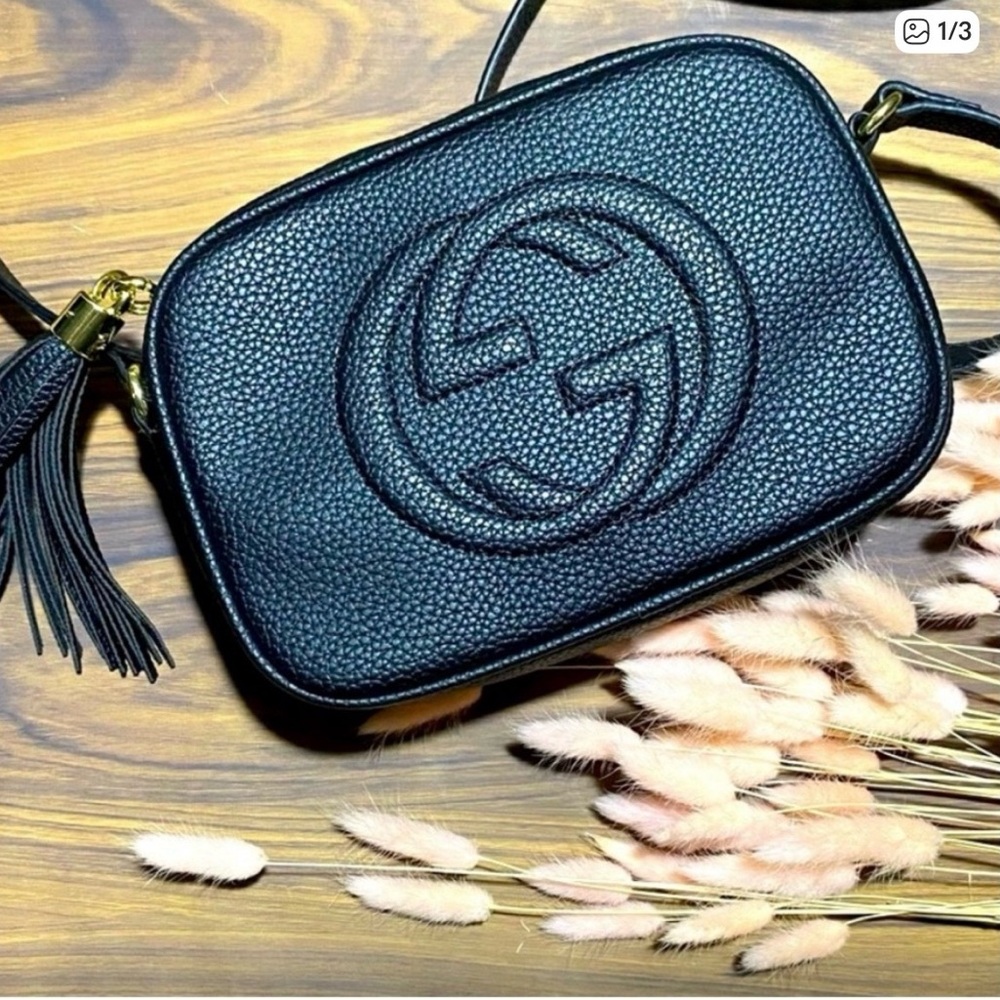Gucci-Style Black Pebbled Leather Crossbody Camera Bag with Tassel